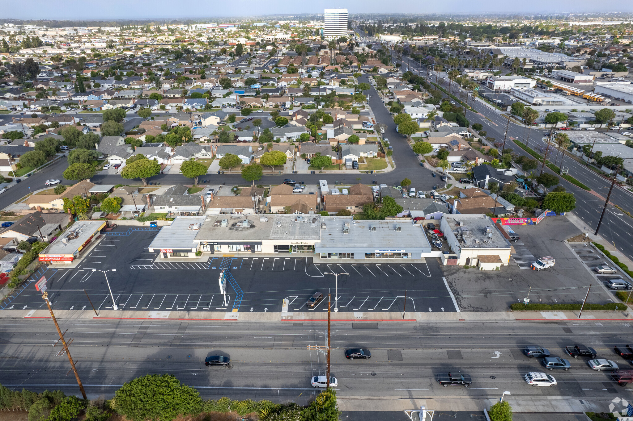 17055 Newland St, Huntington Beach, CA for Rent