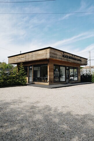 Wainscott, NY Retail - 81 Montauk Hwy