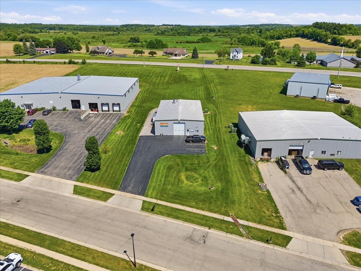 590 Commercial Ave, Waterloo, WI for Sale