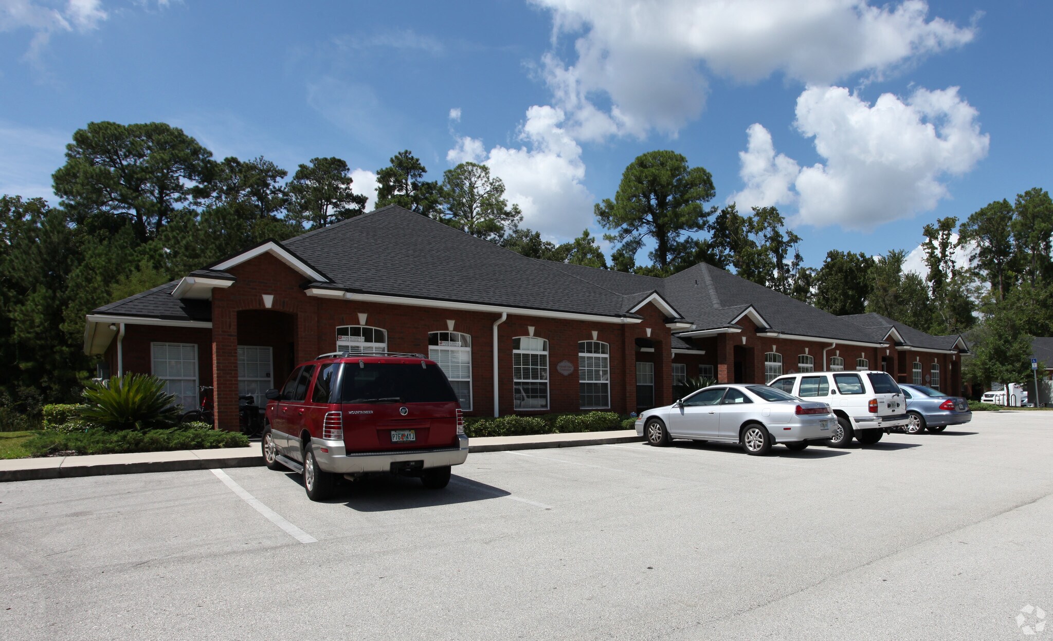 2950 Halcyon Ln, Jacksonville, FL for Rent