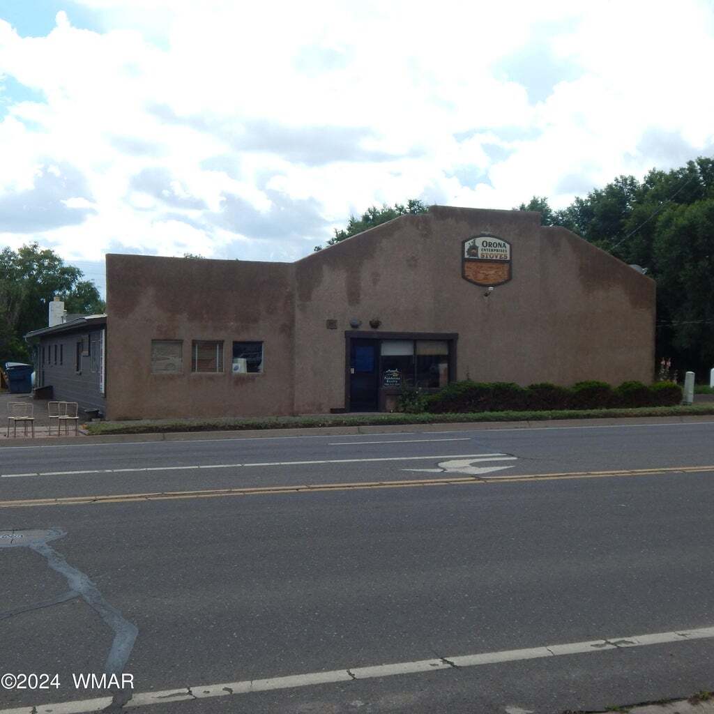 89 N Main St, Eagar, AZ for Sale