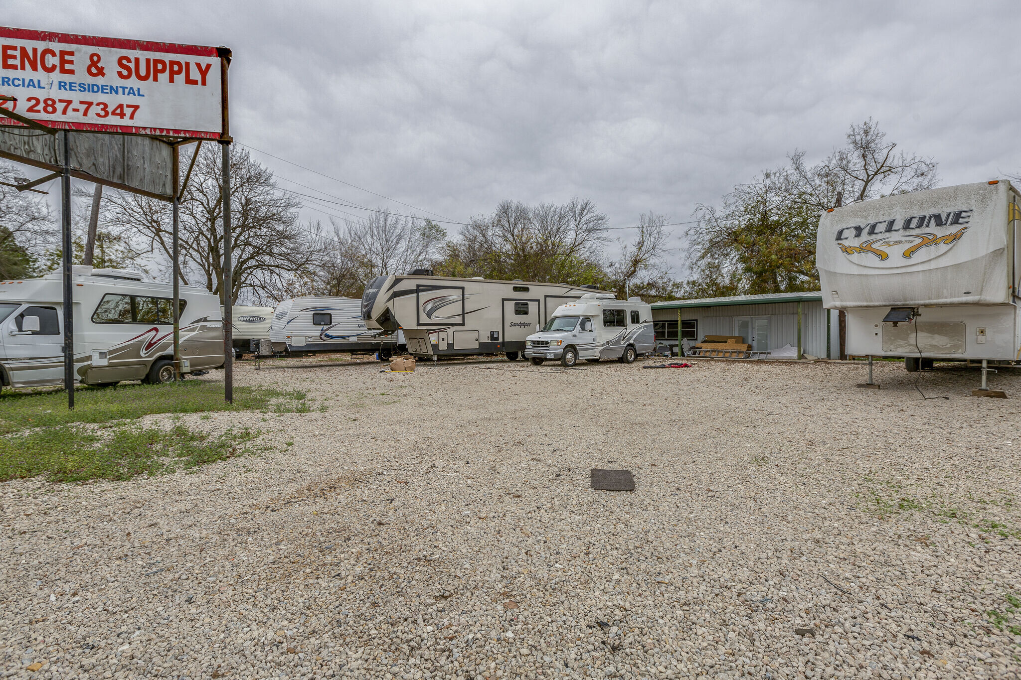 1301 N Highway 175, Seagoville, TX for Sale