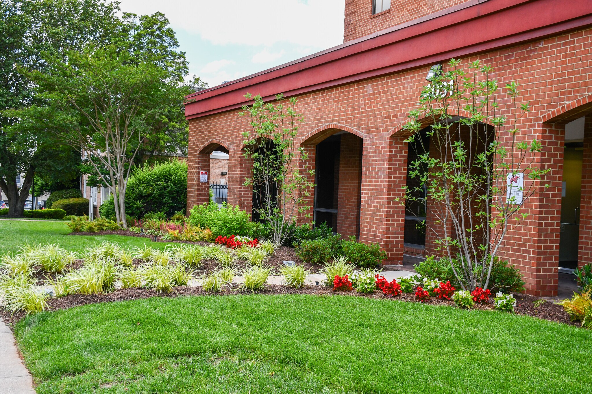 4031 University Dr, Fairfax, VA for Rent
