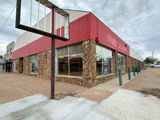 Perry, OK Freestanding - 423 N 7th St