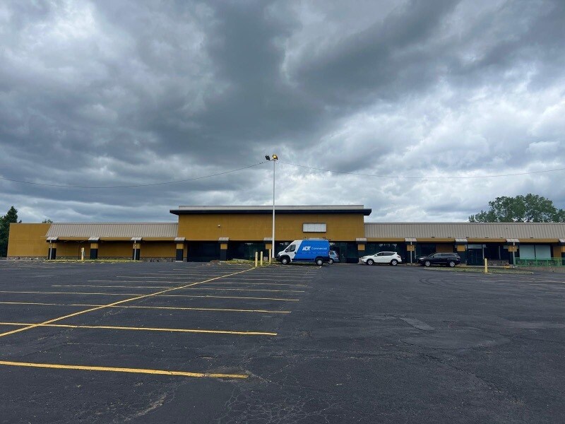 2201-2261 37th Ave NE, Columbia Heights, MN for Rent