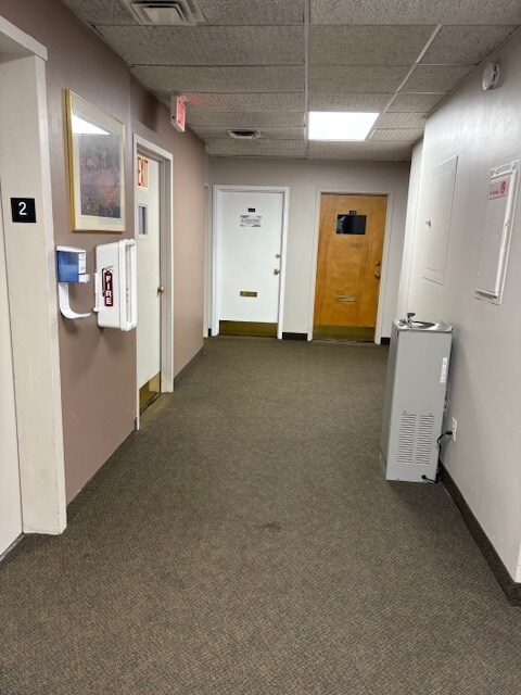 142 Mineola Ave, Roslyn Heights, NY for Sale