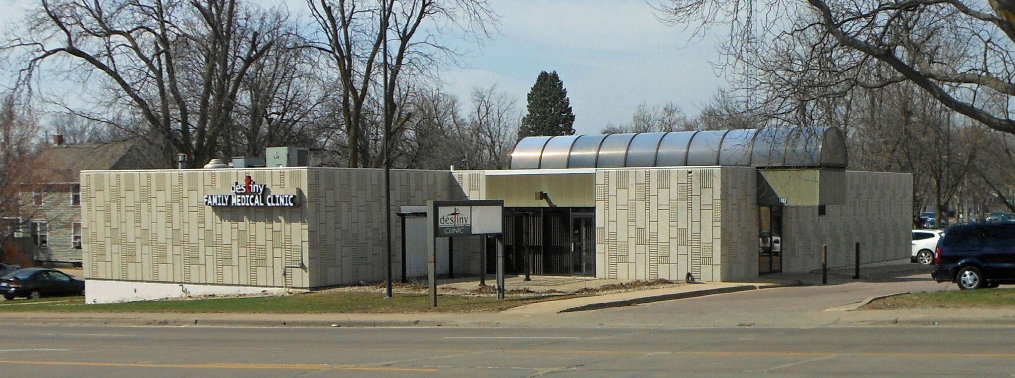 1417 S Minnesota Ave, Sioux Falls, SD for Sale