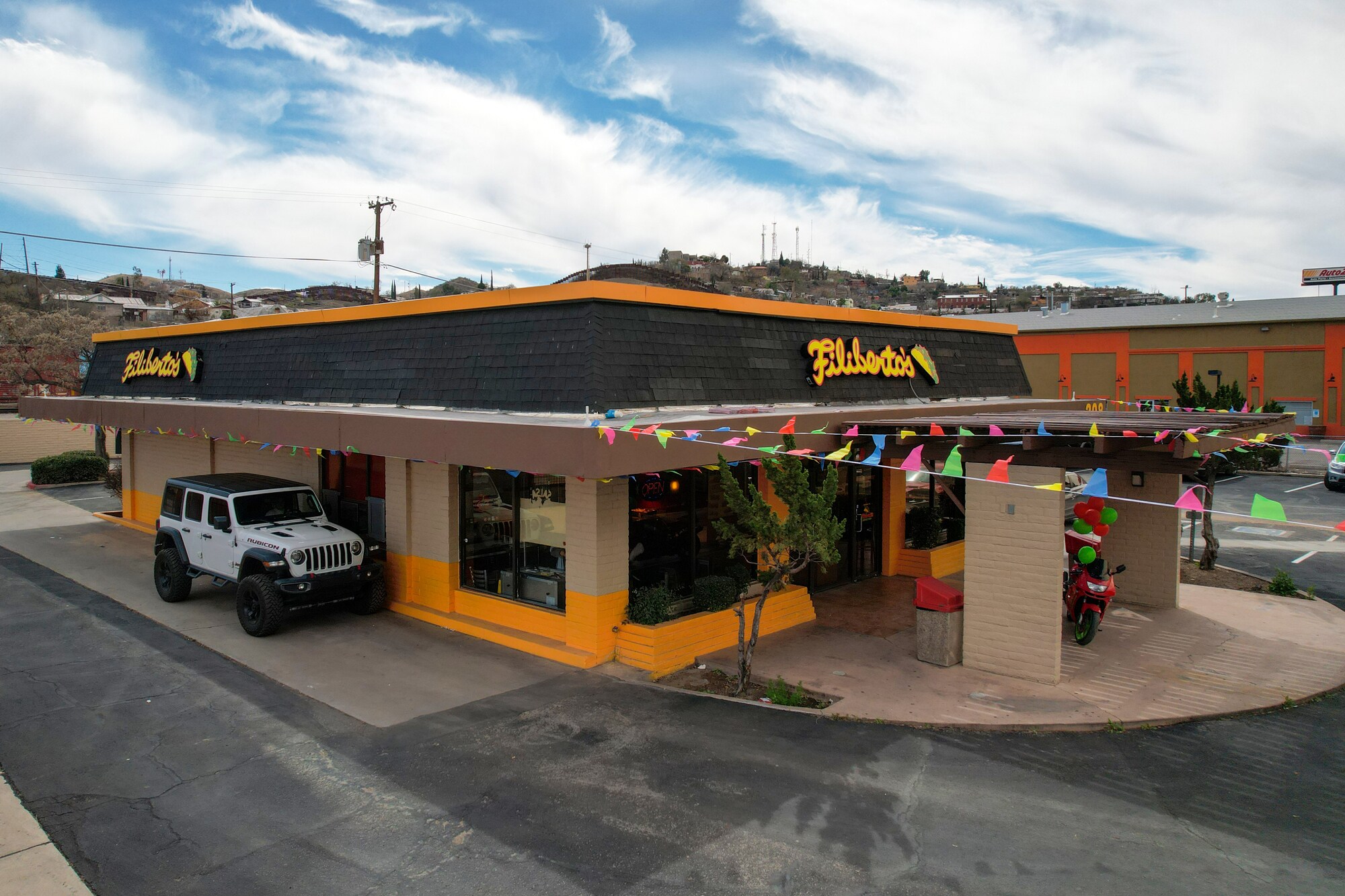 208 N Grand Ave Nogales, AZ 85621 Retail Property for Sale on