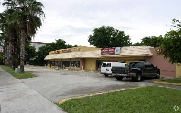 5405-5425 W 20th Ave, Hialeah, FL for Rent