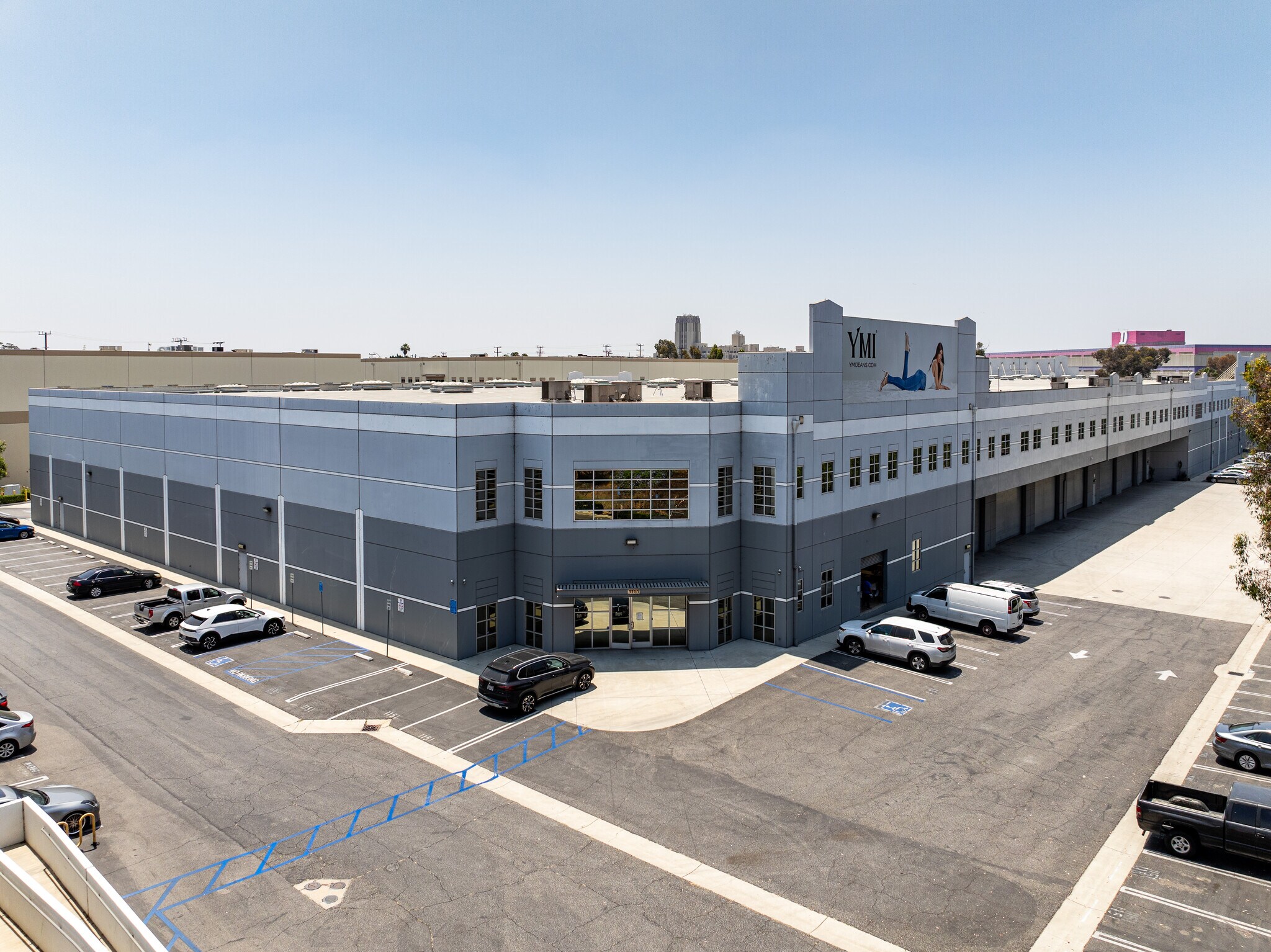 1151-1155 S Boyle Ave, Los Angeles, CA for Rent