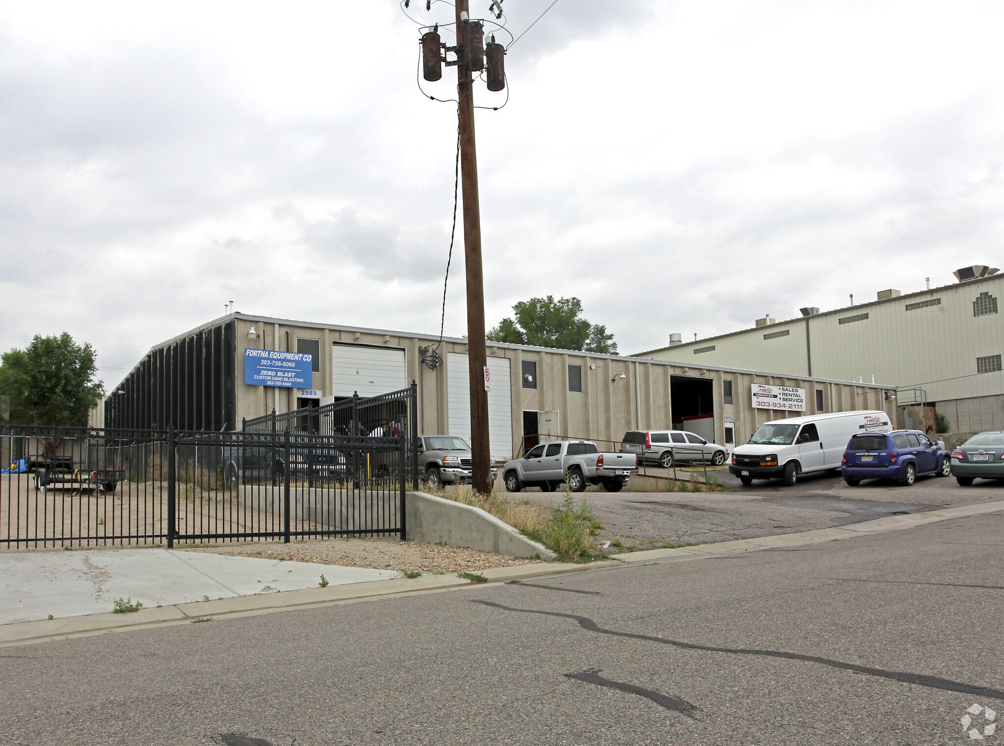 2985 S Wyandot St, Englewood, CO for Rent
