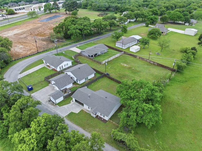 1032 Greg St, Azle, TX for Sale