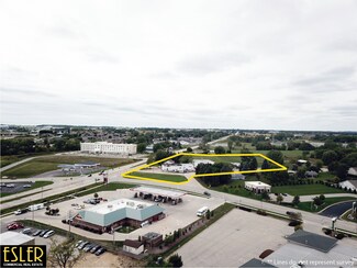 1701-1703 N Casaloma Dr  