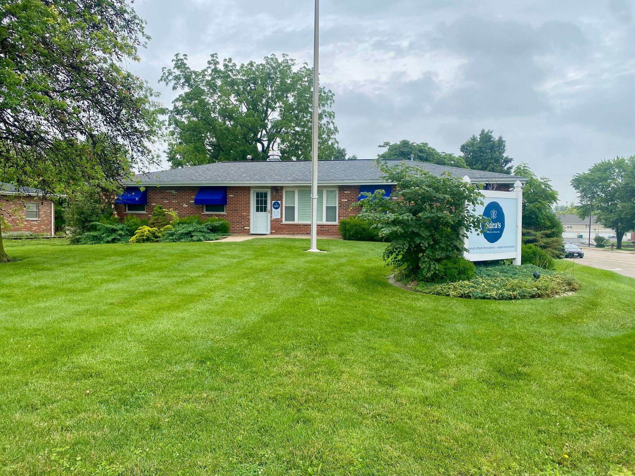 8803 Veterans Memorial Pky, O'Fallon, MO for Sale