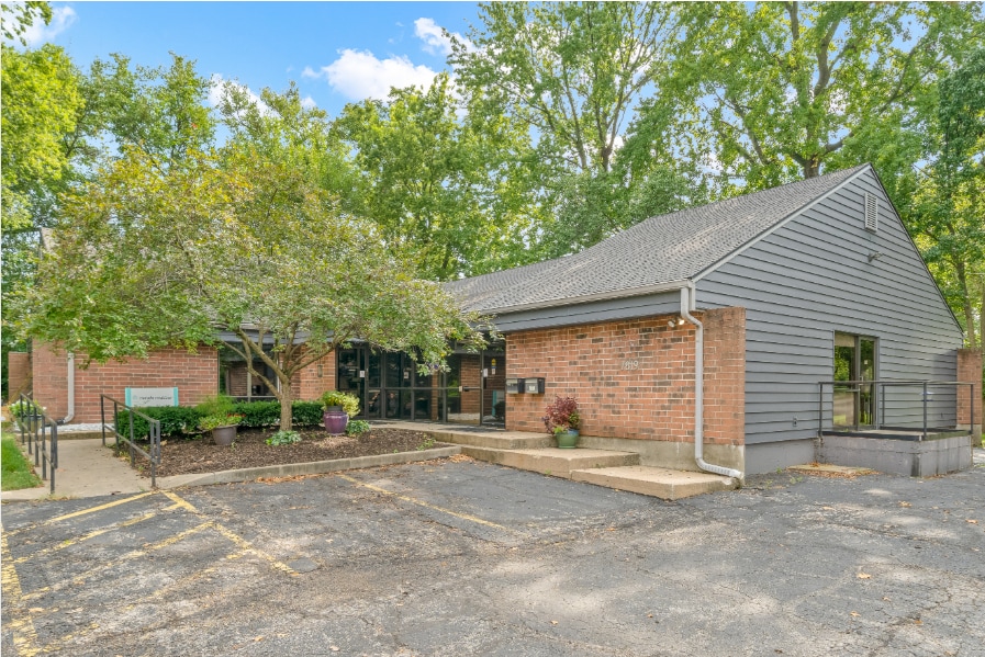 7819 Conser Pl, Overland Park, KS for Sale