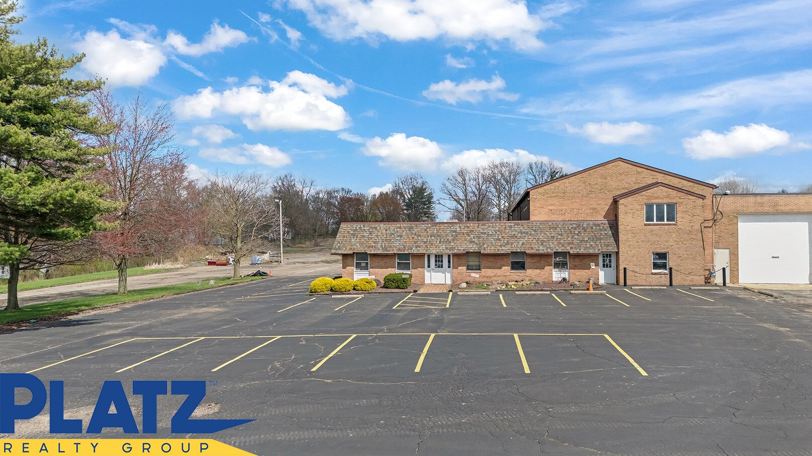 61 Railroad St, Canfield, OH for Rent
