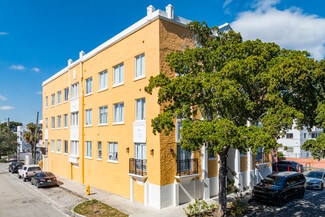 Miami, FL Apartments - 440 SW 5th Ave