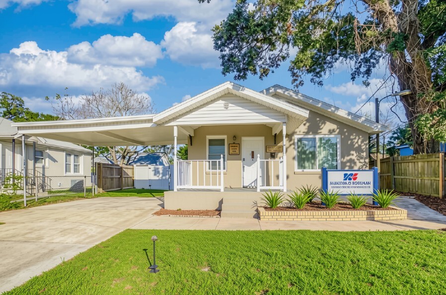 502 S Navy Blvd, Pensacola, FL for Sale