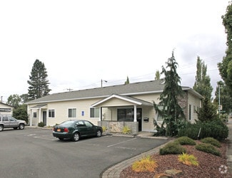 2073-2085 Commercial St NE