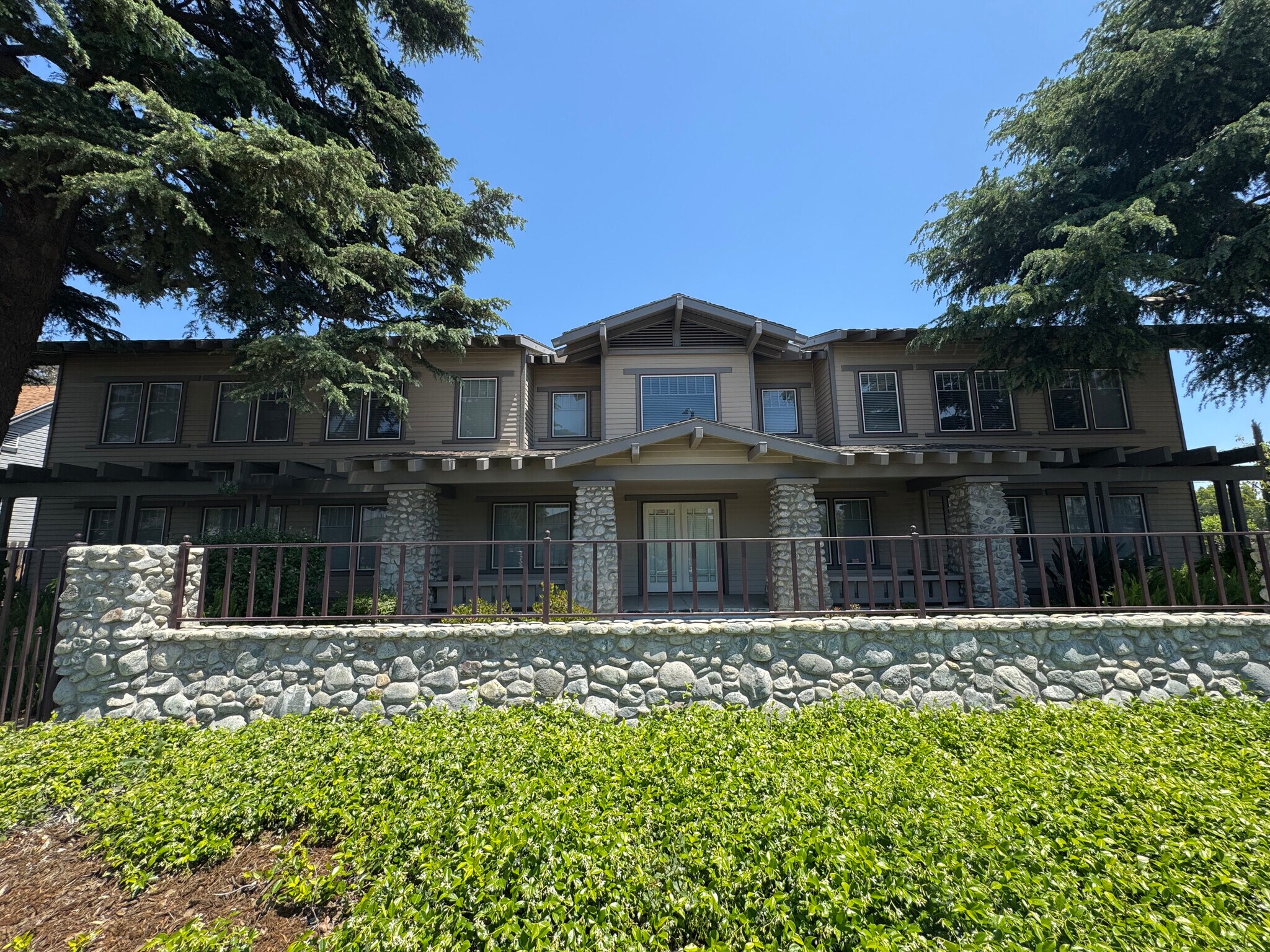 437 N Riverside Ave, Rialto, CA for Rent
