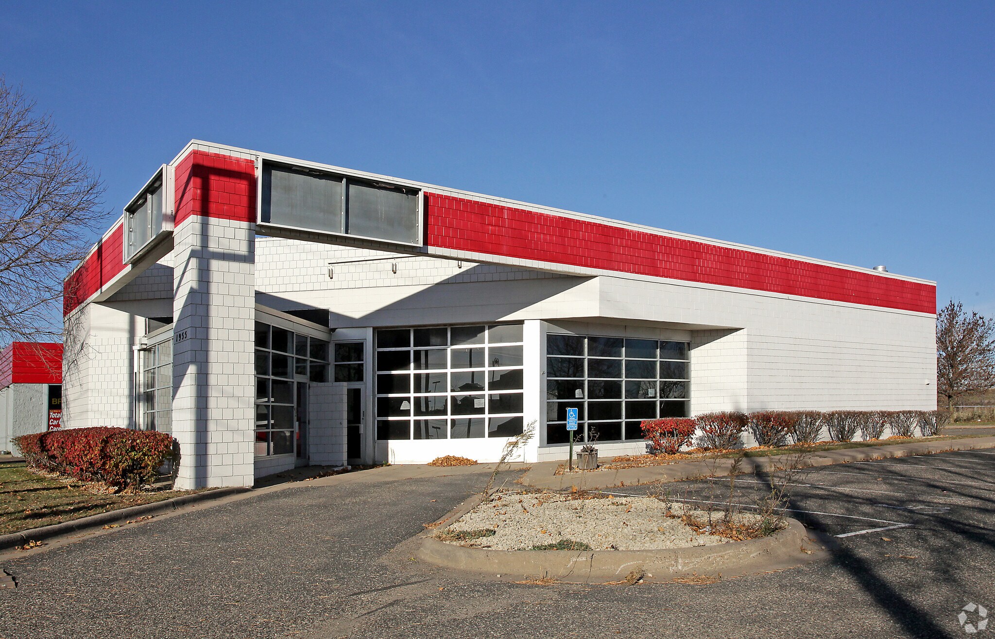 1955 County Road D E, Maplewood, MN for Rent