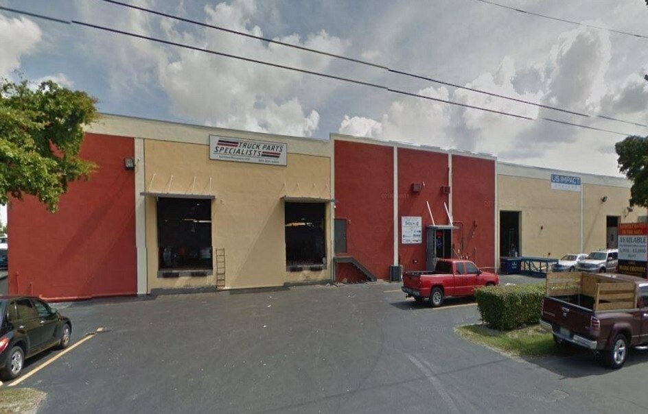 3051-3061 NW 75th Ave, Miami, FL for Rent