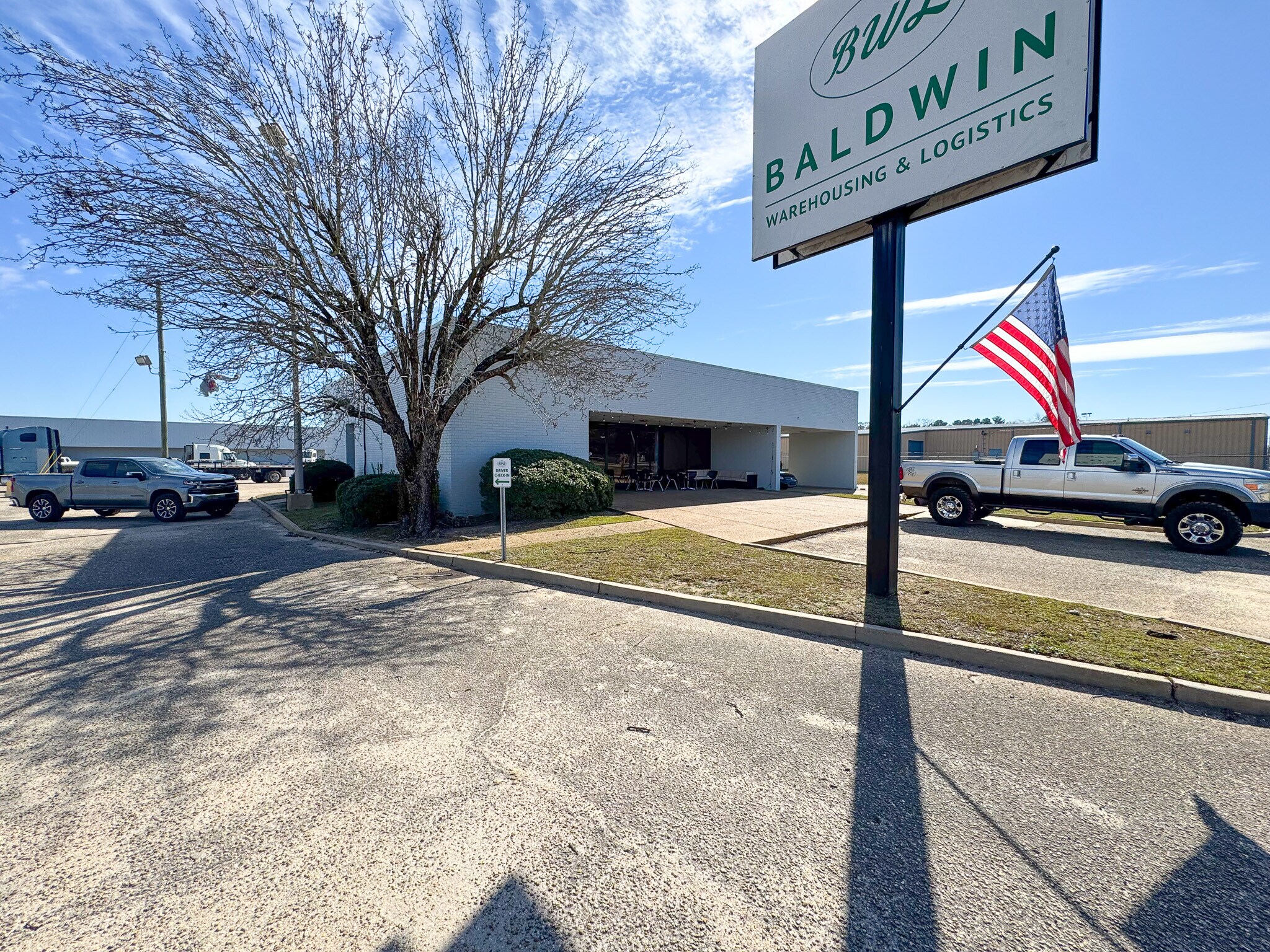 1808 S Craft Hwy, Chickasaw, AL for Rent