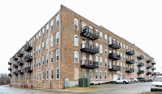 Racine, WI Apartments - 720 Marquette St