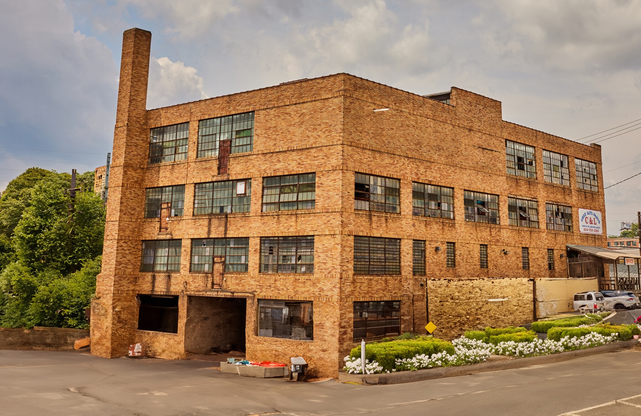 570 SW Glenn St, Atlanta, GA for Rent