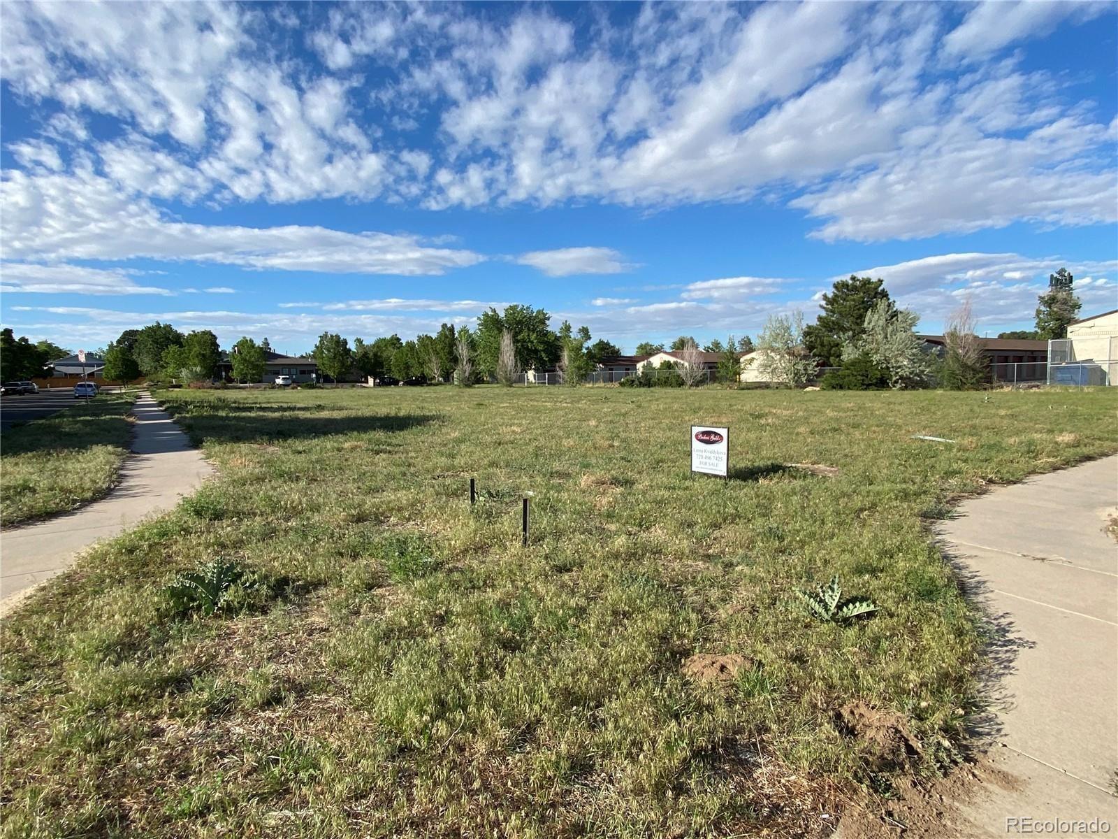 10209 Warren, Aurora, CO for Sale