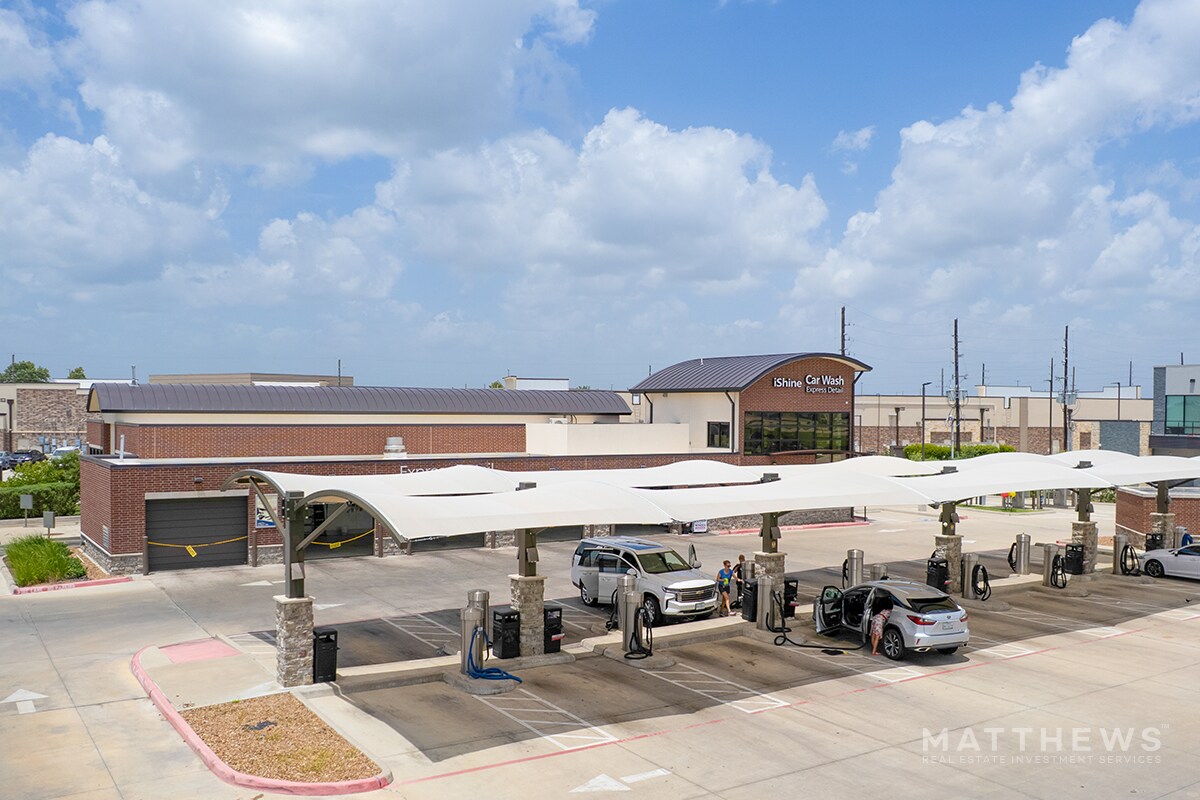 10300 W Grand Pky S, Richmond, TX for Sale