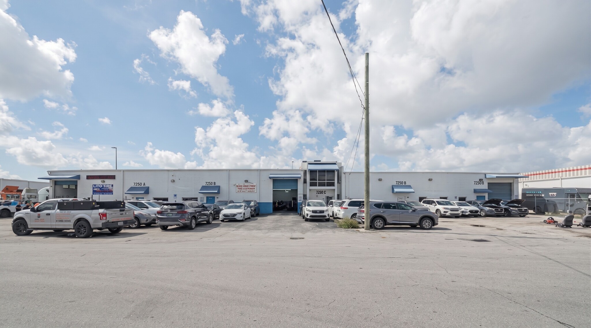 7250 NW 41st St, Miami, FL for Sale