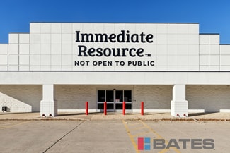 Dallas, TX Freestanding - 8330 N Stemmons Fwy