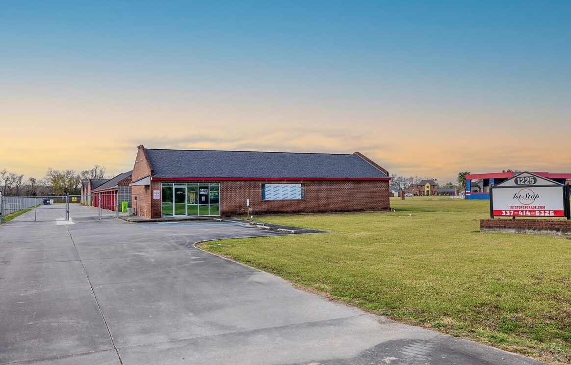 1225 N Berard St, Breaux Bridge, LA for Rent