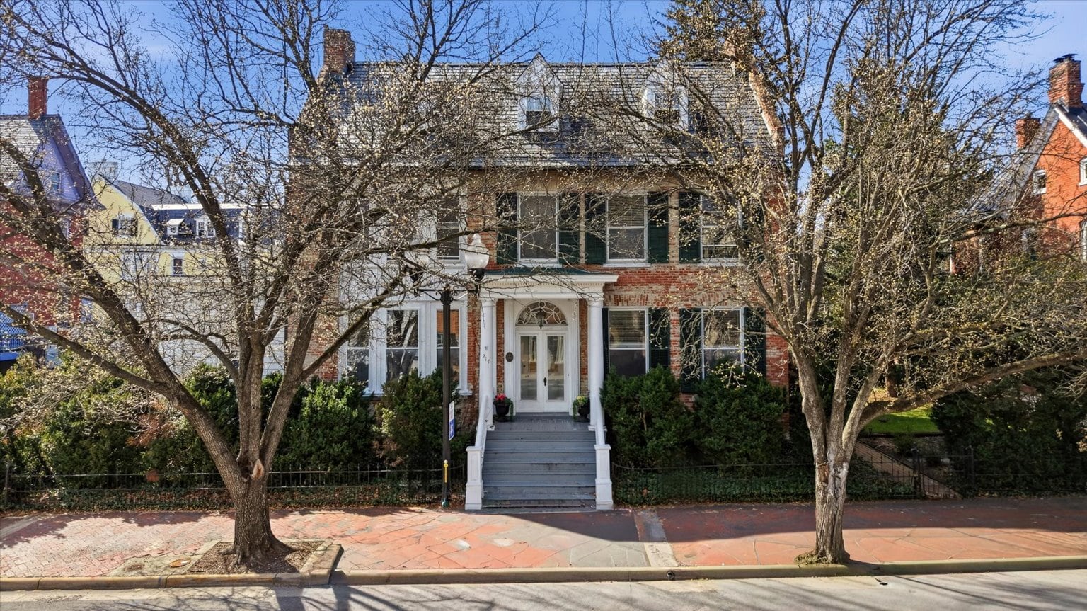 217 W Boscawen St, Winchester, VA for Sale