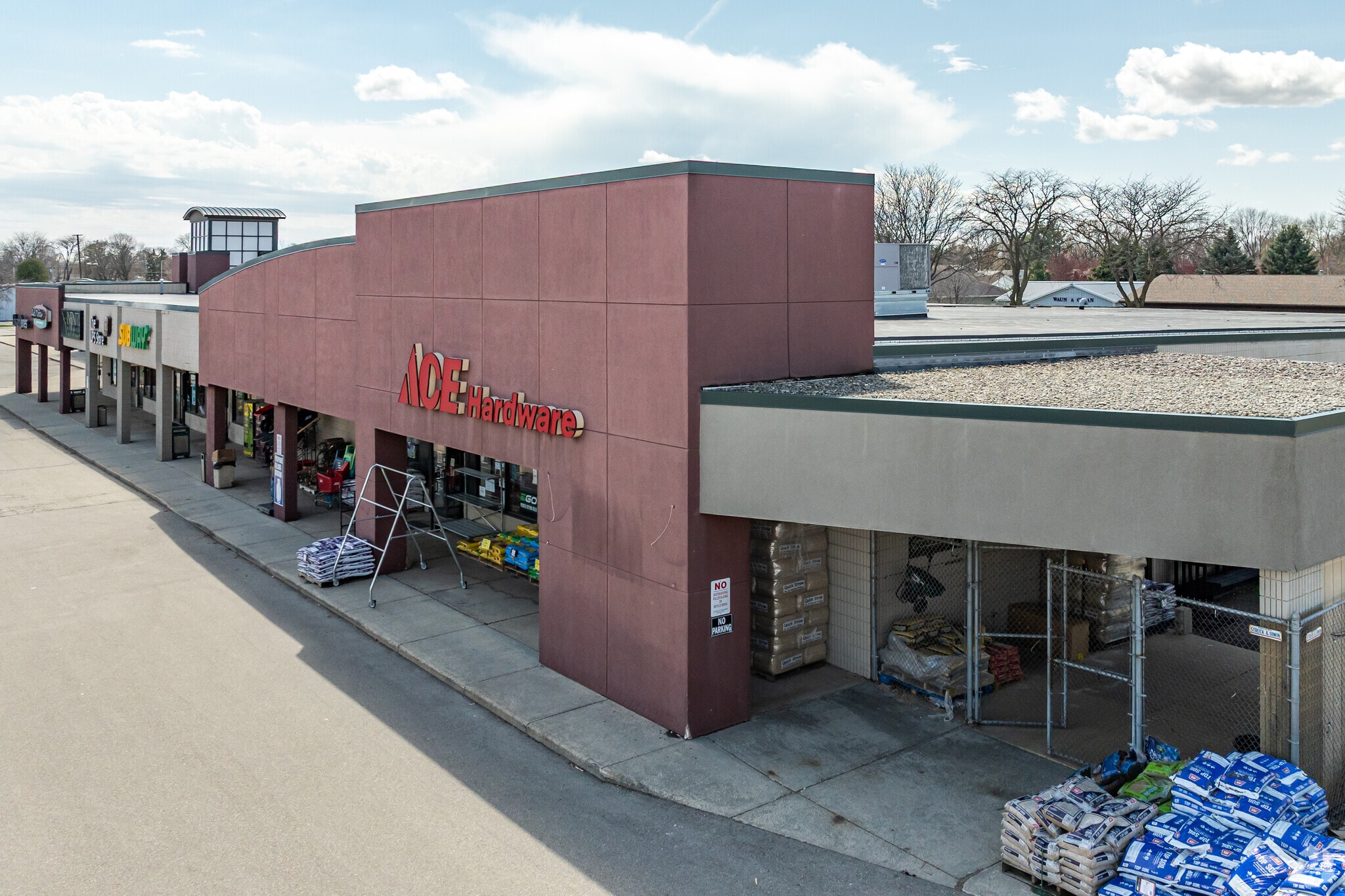 205-245 S Century Ave, Waunakee, WI for Rent