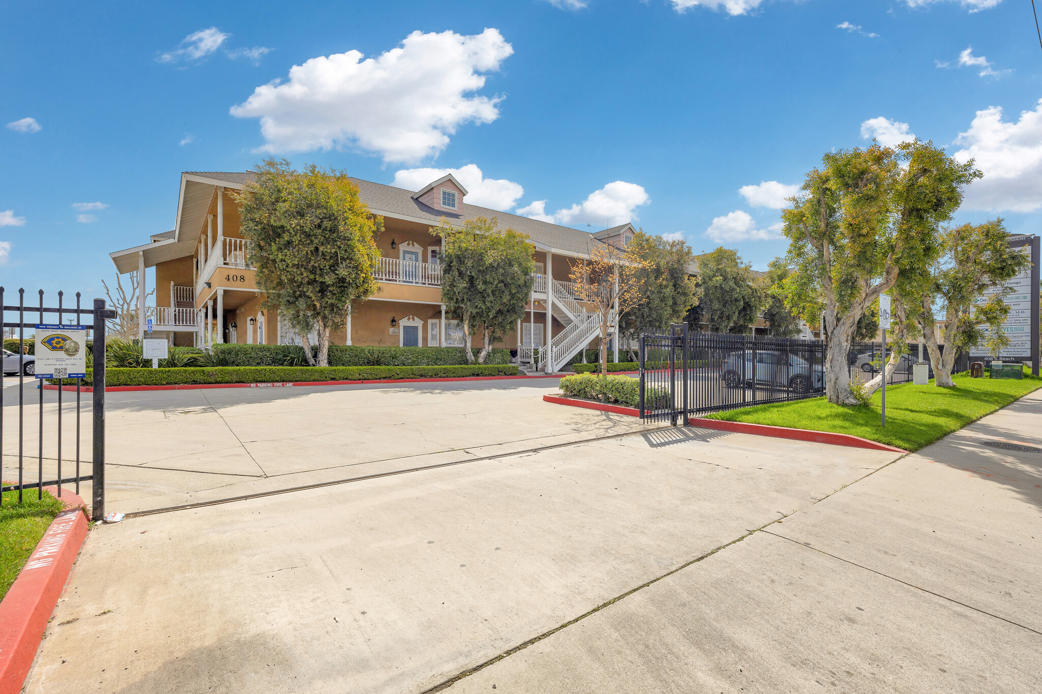 408 S Beach Blvd, Anaheim, CA for Sale
