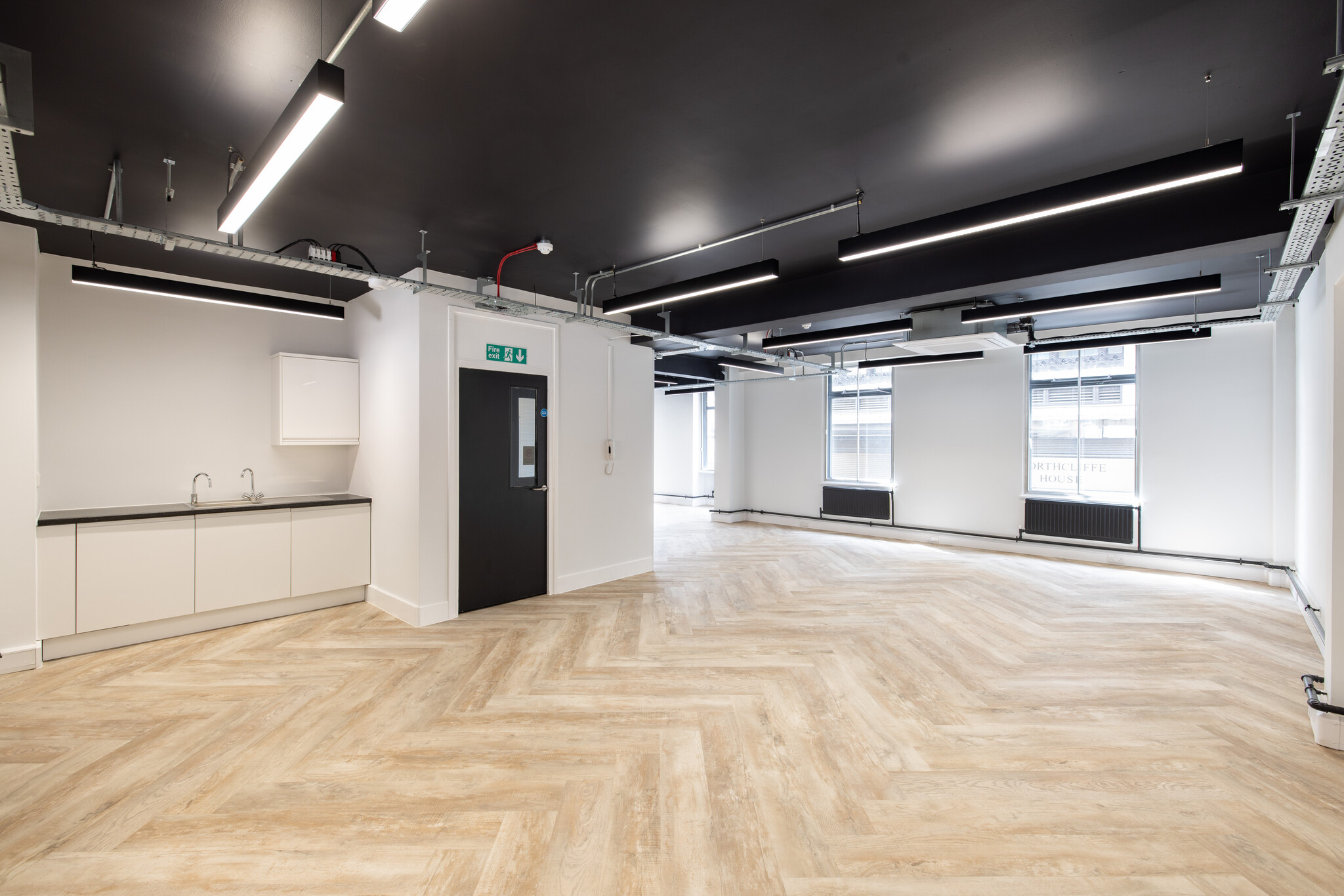 15-17 Young St, London, LND for Rent