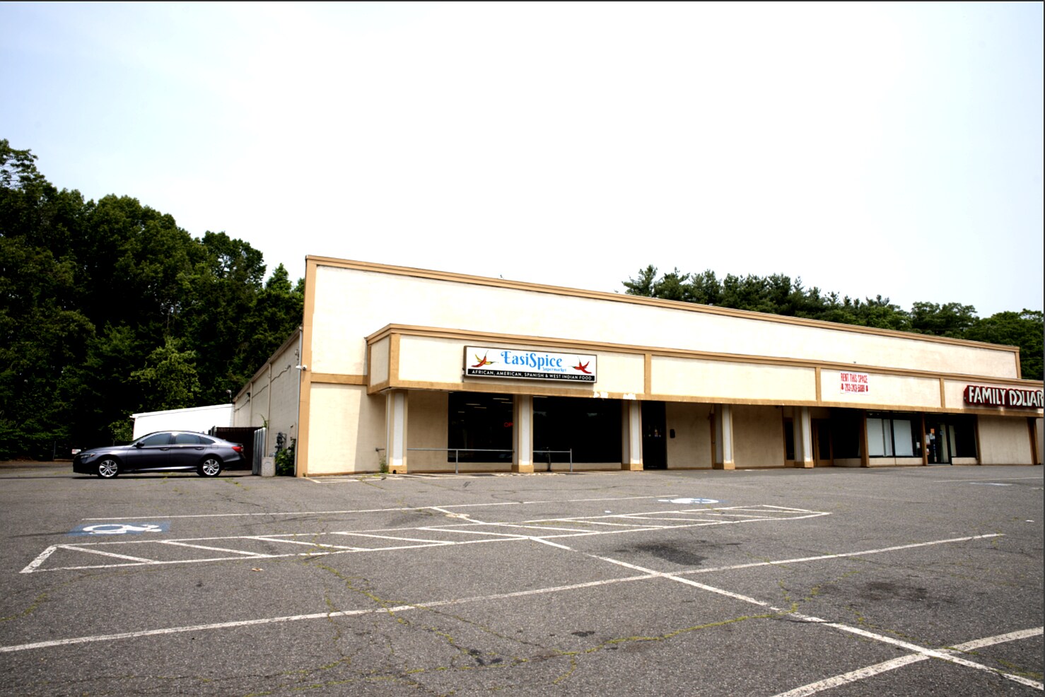1160-1164 Burnside Ave, East Hartford, CT for Rent