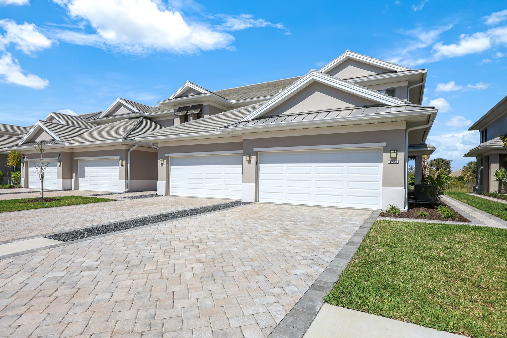 273 Indies Dr E, Naples, FL for Sale