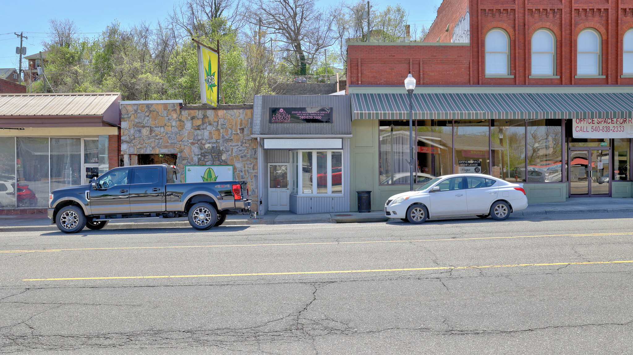 1087 E Main St, Radford, VA for Sale