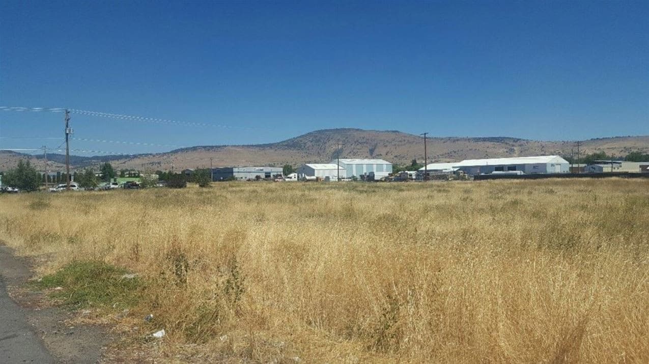 0 Broadmore St, Klamath Falls, OR for Sale