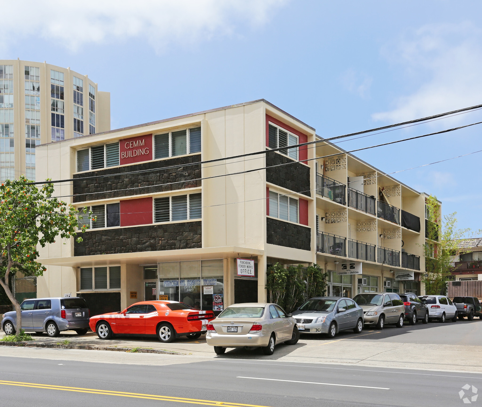 3427 Waialae Ave, Honolulu, HI for Rent