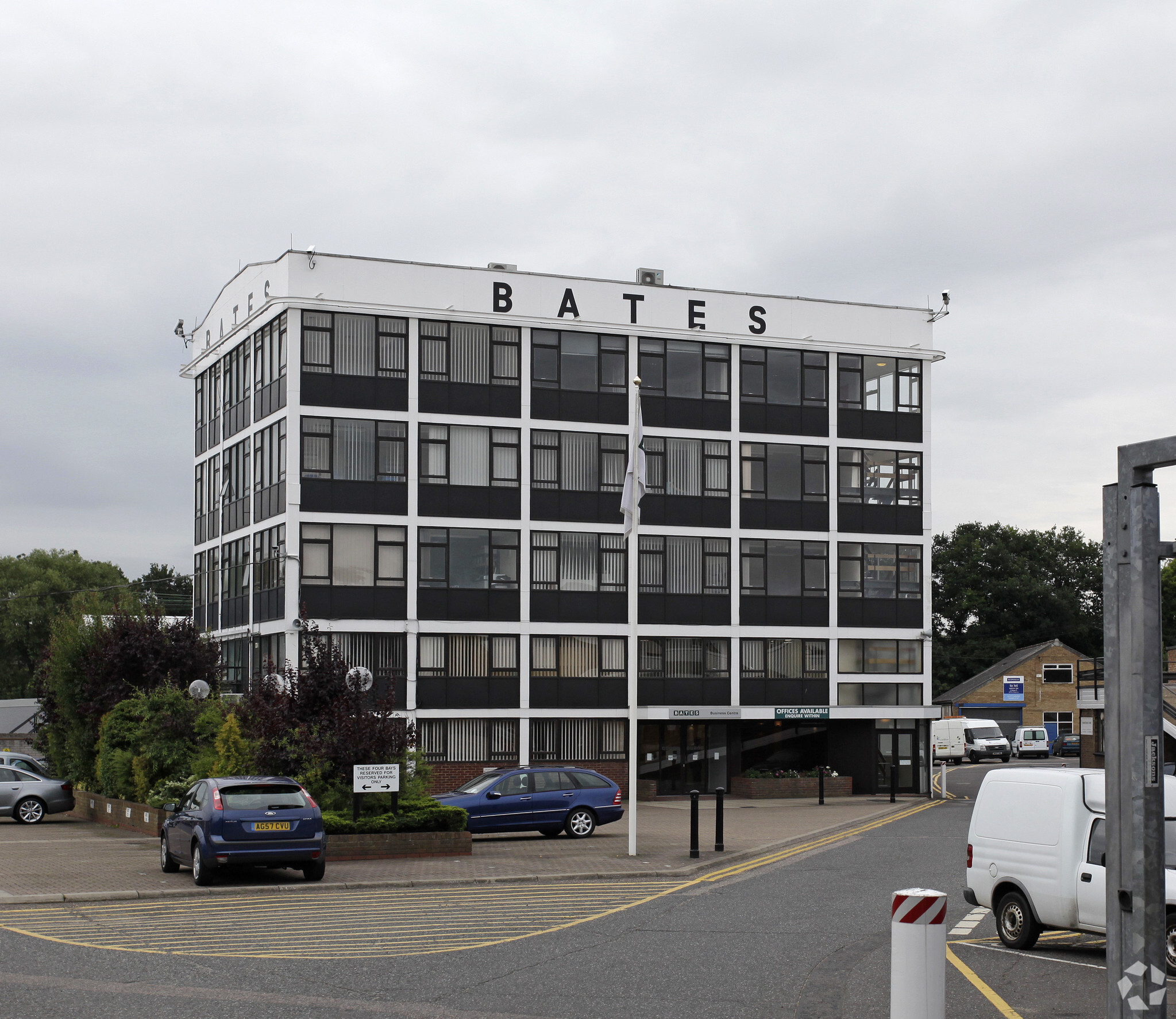 Church Rd, Romford, LND for Rent