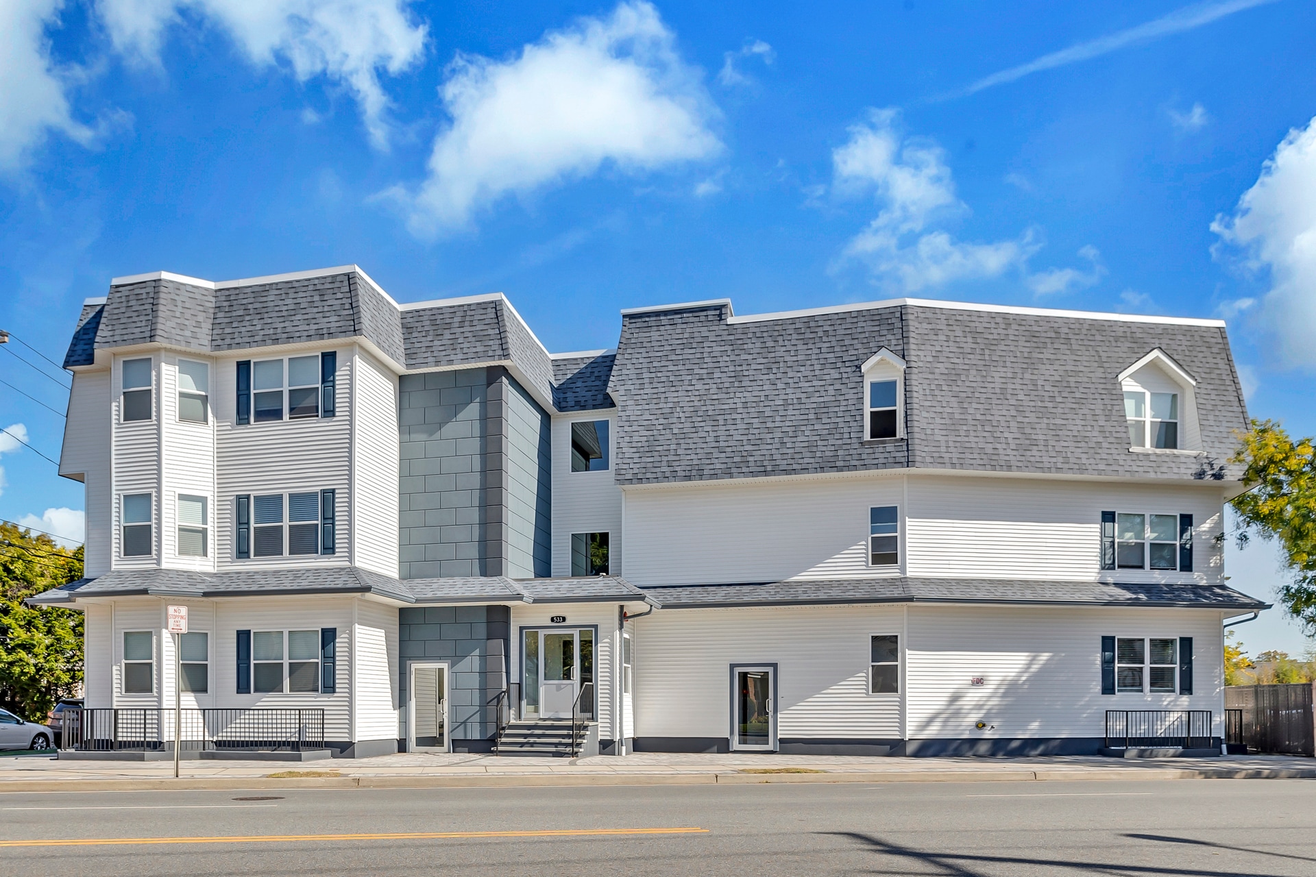 533 Greenwich St, Hempstead, NY for Sale