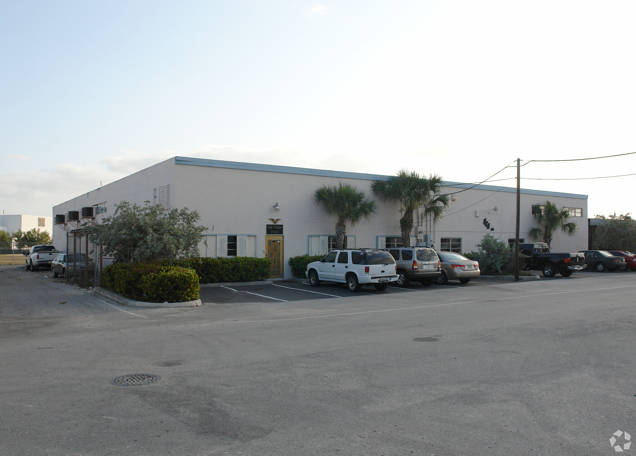 2591-2595 NW 4th Ct, Fort Lauderdale, FL for Rent