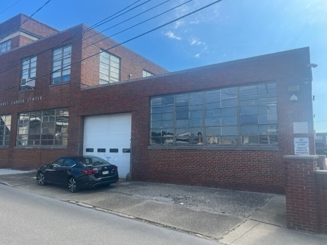 420 Dickinson Street, Charleston, WV for Rent