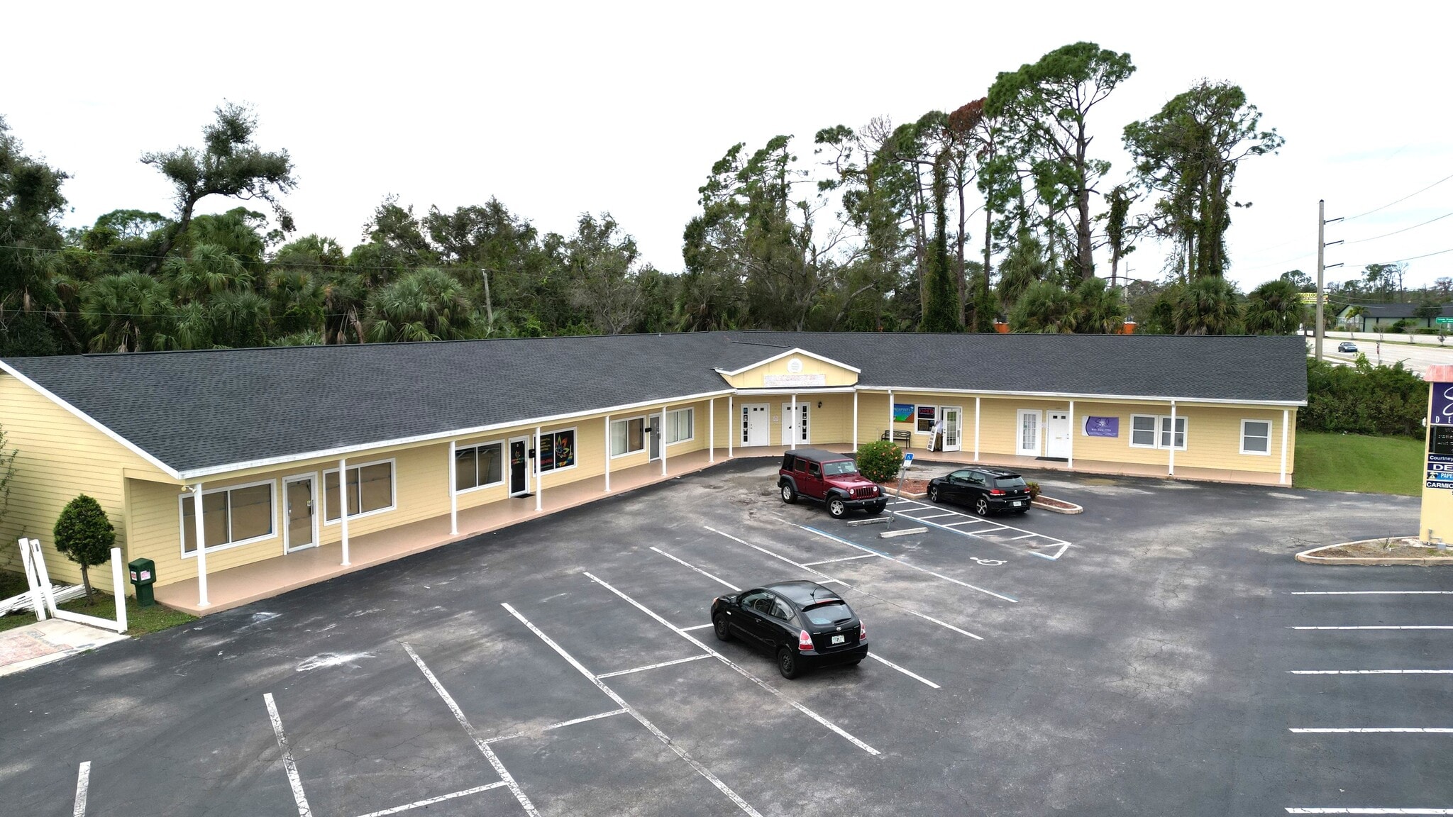 941 Tamiami Trl, Port Charlotte, FL for Rent