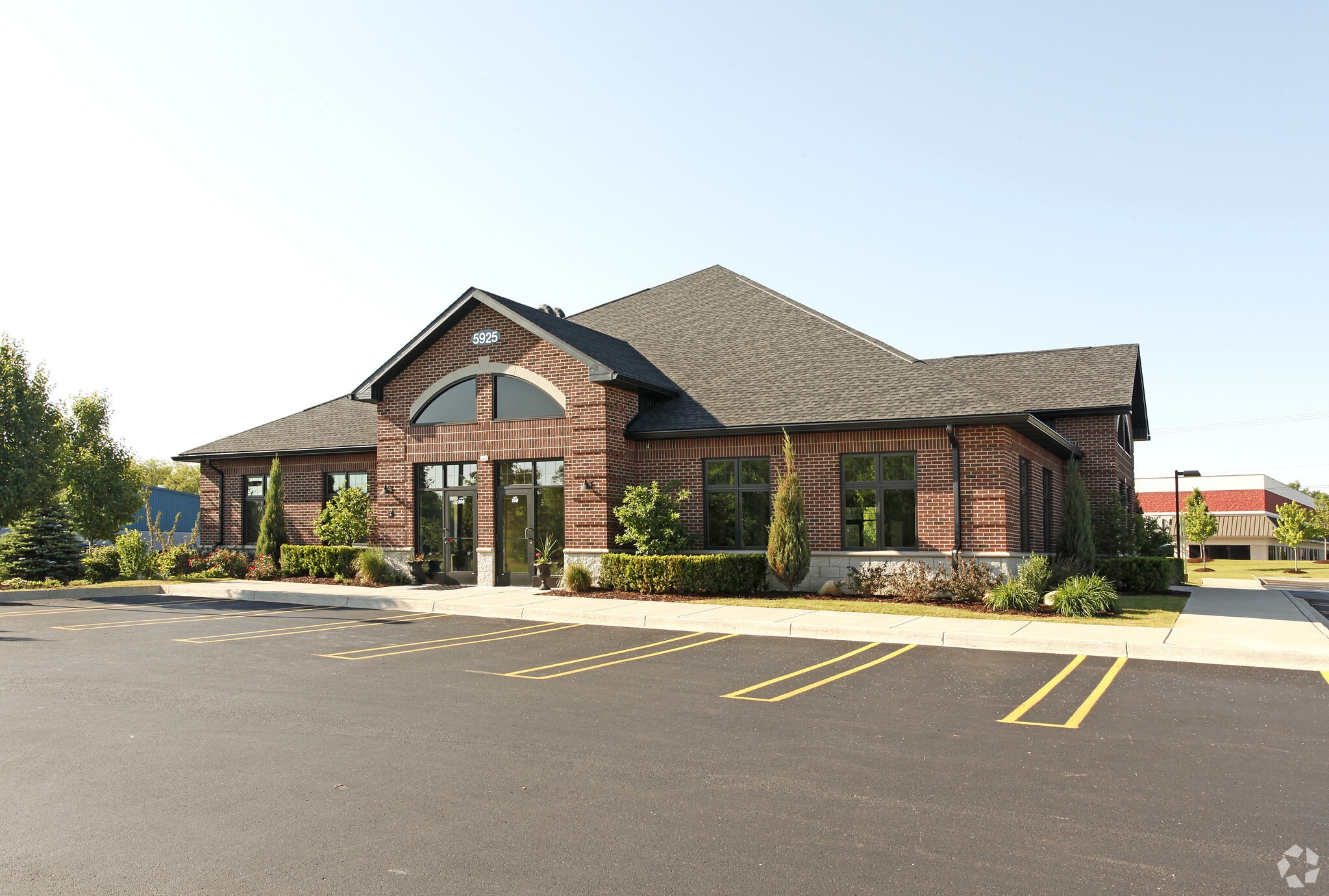 5925 Meridian Blvd, Brighton, MI for Sale