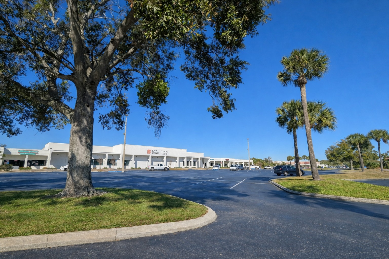 11212-11376 S Orange Blossom Trl, Orlando, FL for Rent